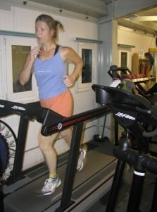 Treadmill 223x300 Do Men and Women Squat Differently?