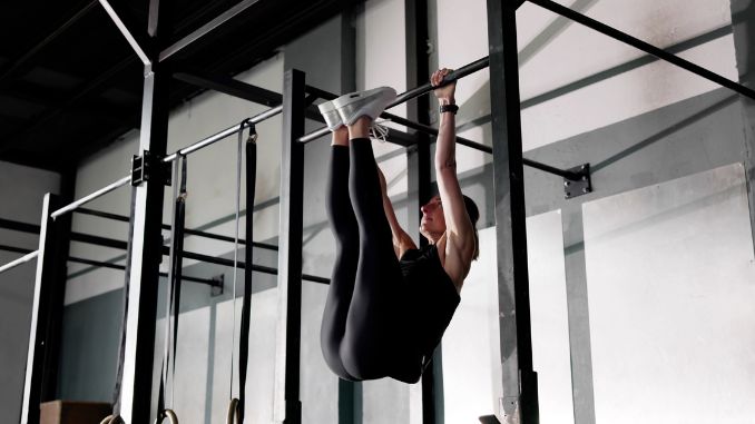 hanging-leg-raise-workout - Human Flag