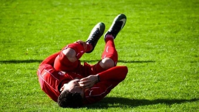 soccer-injury-Is Meniscus Surgery Safe 