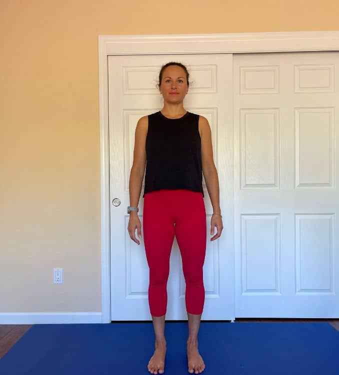 Shoulder Rolls_1 Body and Mind with Bodyweight Workout