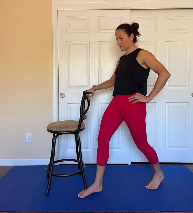 Knee Dives1 Body and Mind with Bodyweight Workout